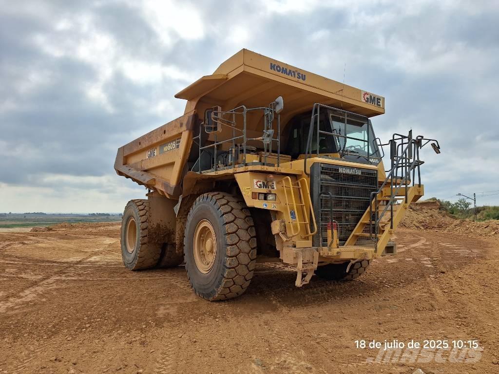 Komatsu HD605-7EO Yol disi kaya kamyonu
