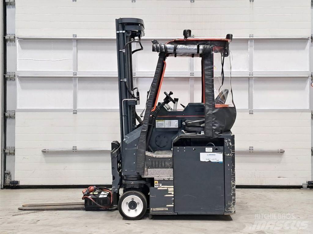 Combilift CBE2500 Sideloader - dört yönlü forkliftler