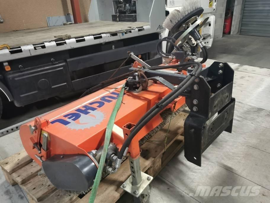 Tuchel Simplex 135HD Cadde süpürücüler