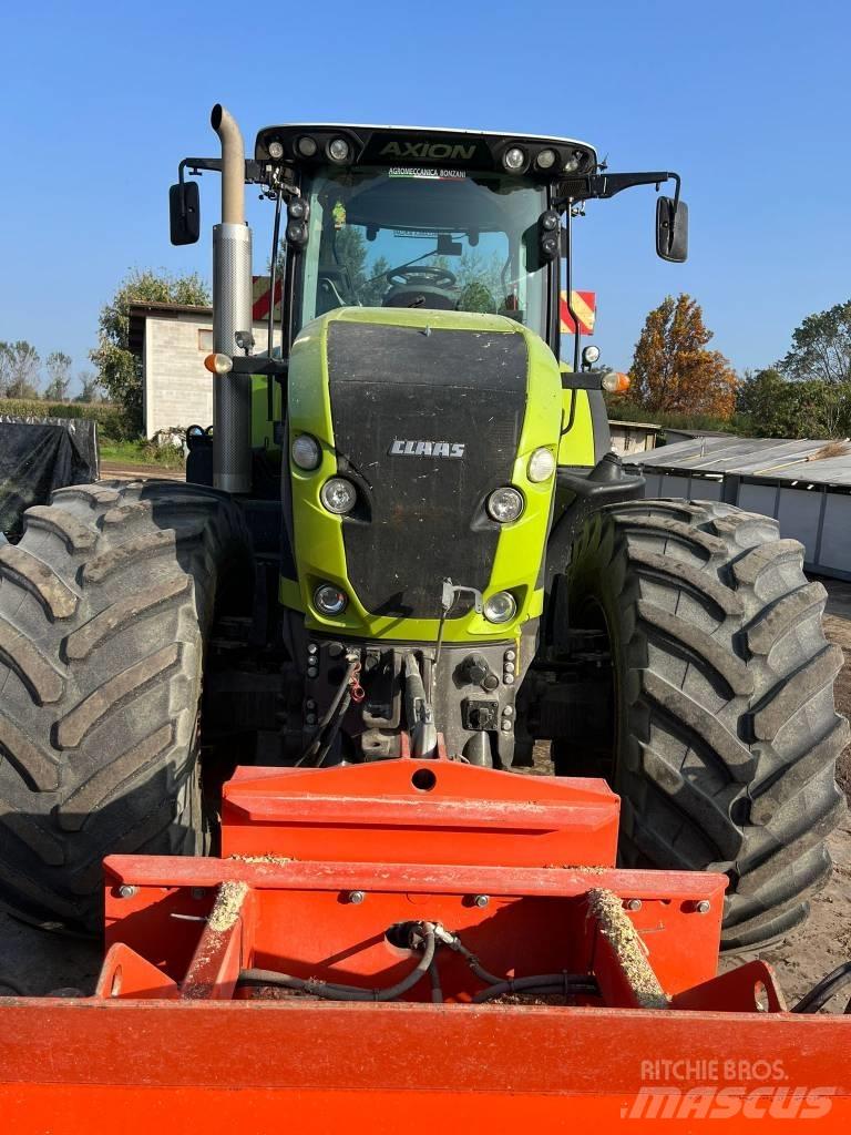 CLAAS Axion 930 Traktörler