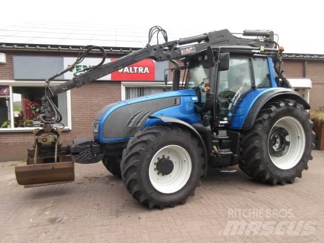 Valtra T202D Traktörler
