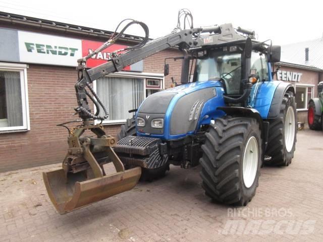 Valtra T202D Traktörler