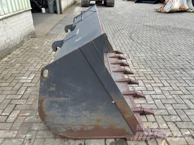 Volvo Shovel bak Kovalar