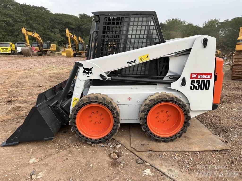Bobcat S300 Skid steer loderler