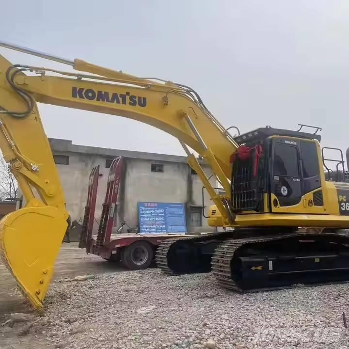 Komatsu PC360 Paletli ekskavatörler