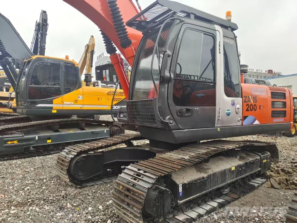 Hitachi ZX 200-3 Paletli ekskavatörler