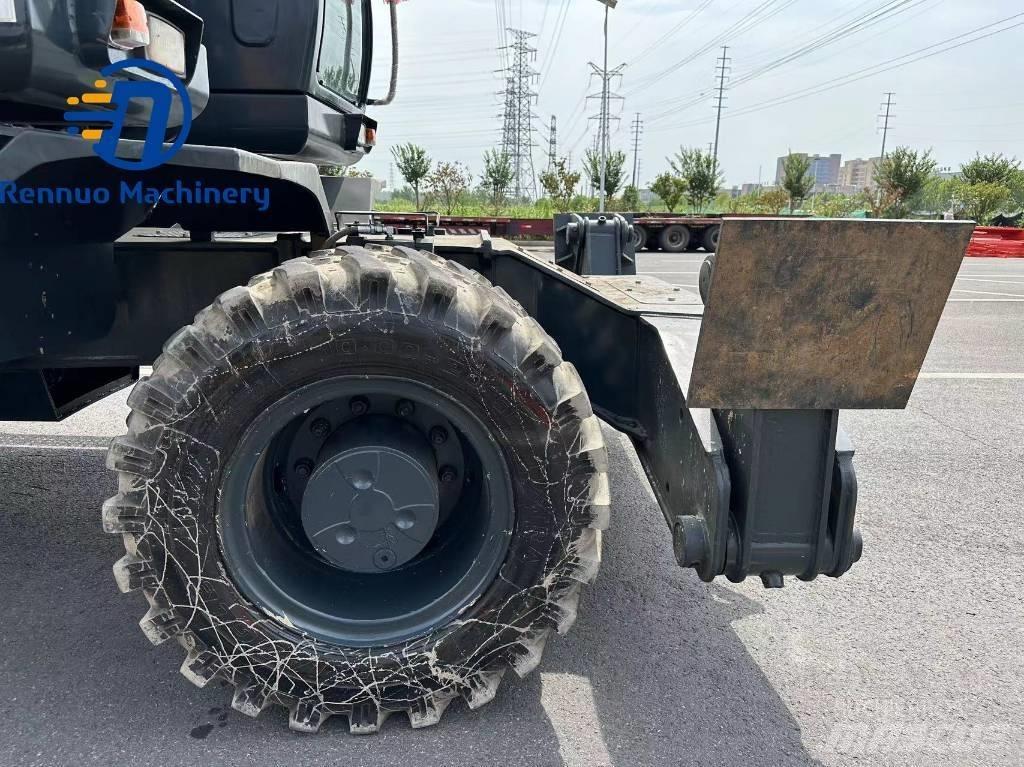 Hyundai 210W-9 Lastik tekerli ekskavatörler