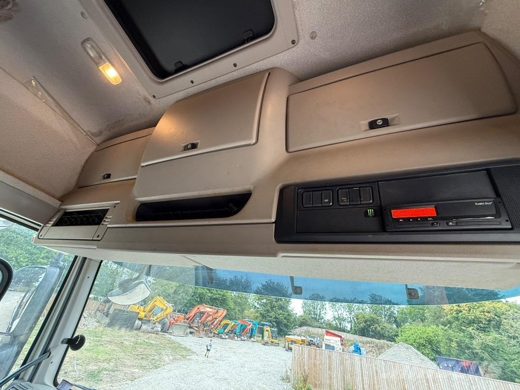 DAF CF 460 Düz Platformlu Oto Çekiciler/vinçli kamyonlar