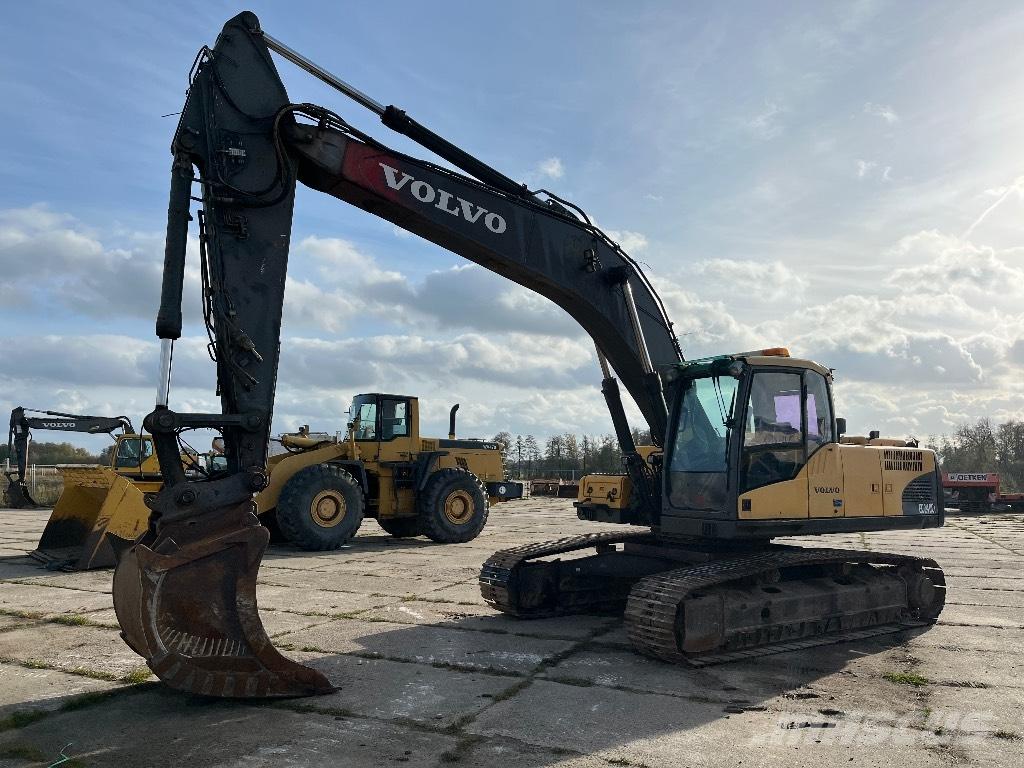 Volvo EC 240 C L Paletli ekskavatörler