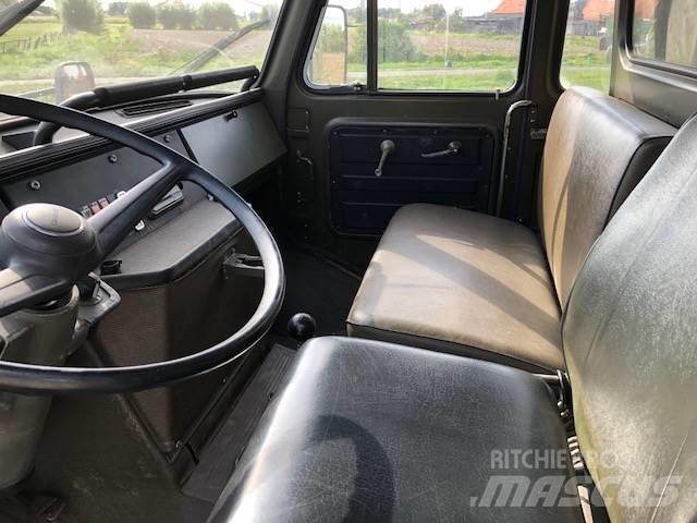 MAN 11-136 4T 4x4 Kapali kasa kamyonlar