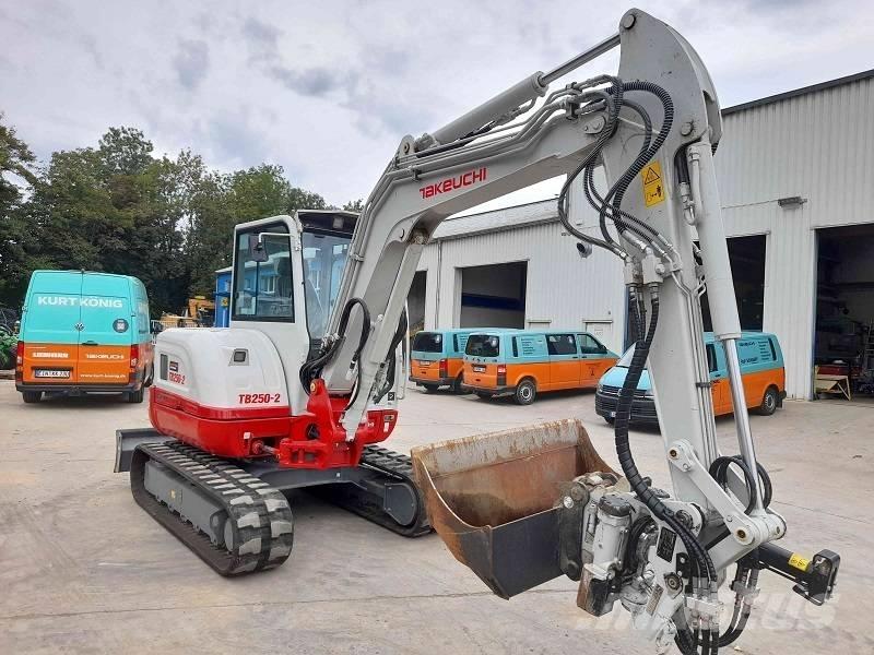 Takeuchi TB 250-2 Mini ekskavatörler, 7 tona dek