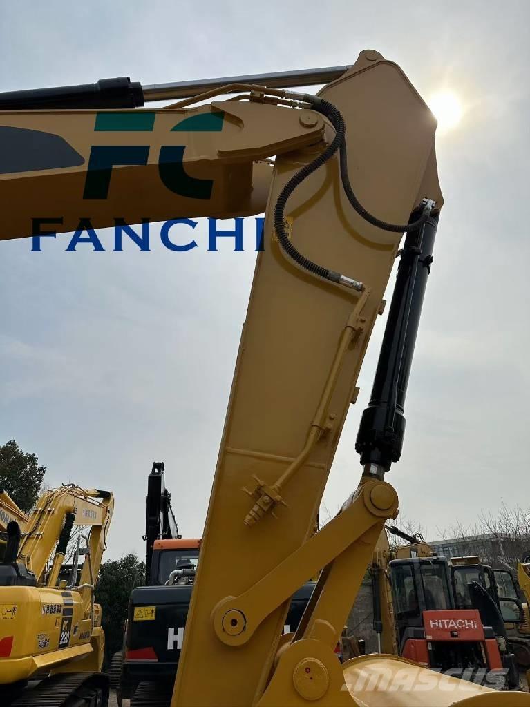 CAT 325 D Paletli ekskavatörler