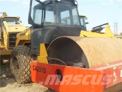 Dynapac CA 251 D Tek tamburlu silindirler