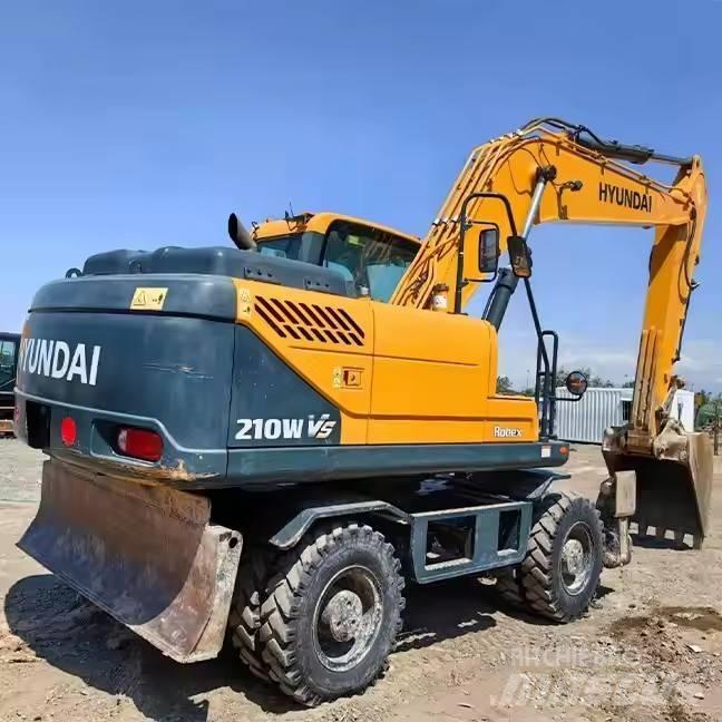 Hyundai 210WVS Lastik tekerli ekskavatörler