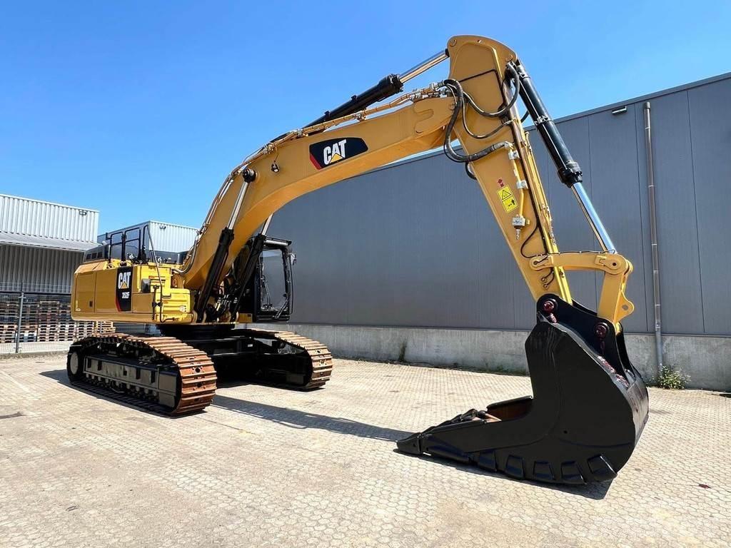 CAT 352F Paletli ekskavatörler