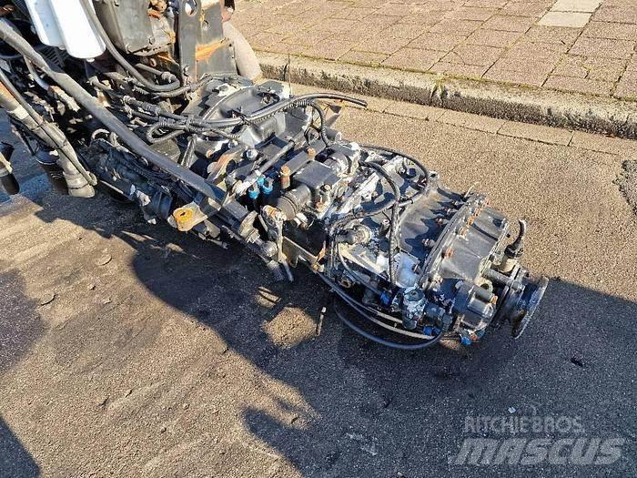  Transmission 8209 Diger aksam