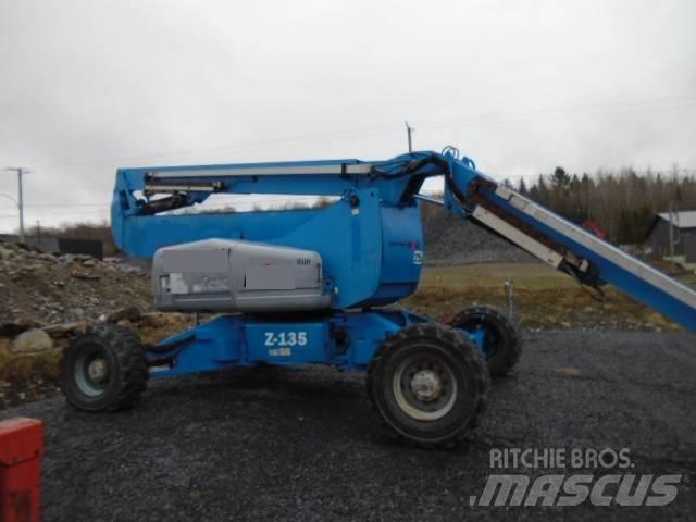 Genie Z 135/70 Körüklü personel platformları