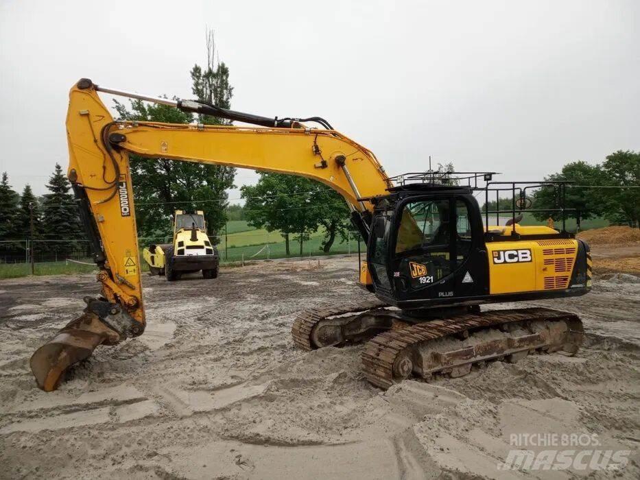 JCB JS220LC Paletli ekskavatörler
