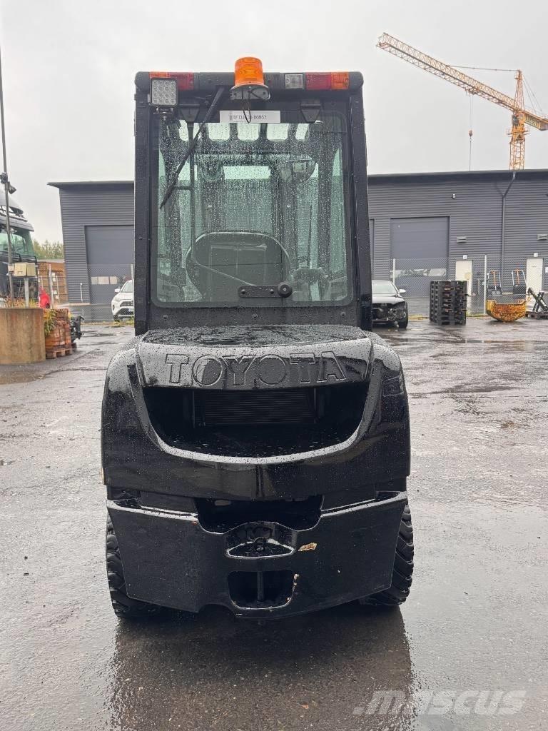 Toyota 02-8 FDF 30 Dizel forkliftler