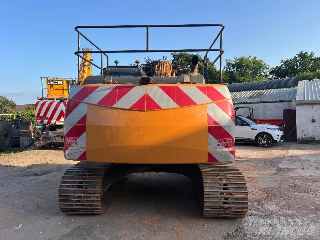 CASE CX 210 D Paletli ekskavatörler