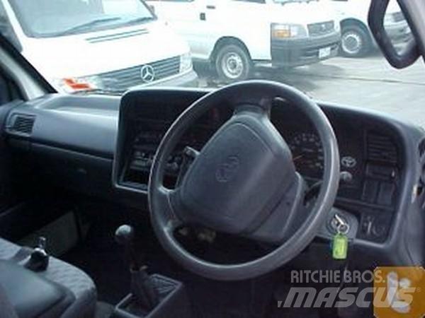 Toyota HIACE RZH103R Panel vanlar