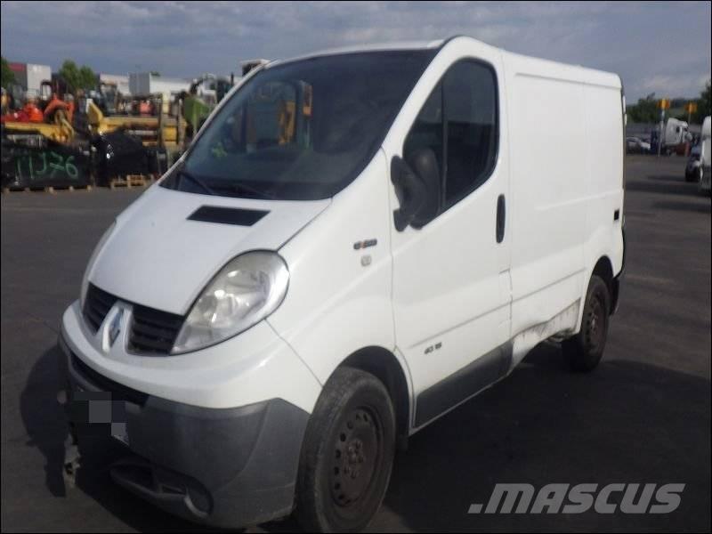 Renault Trafic 2 Kapali kasa kamyonetler
