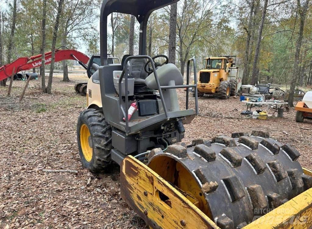 Volvo SD 45 Tek tamburlu silindirler