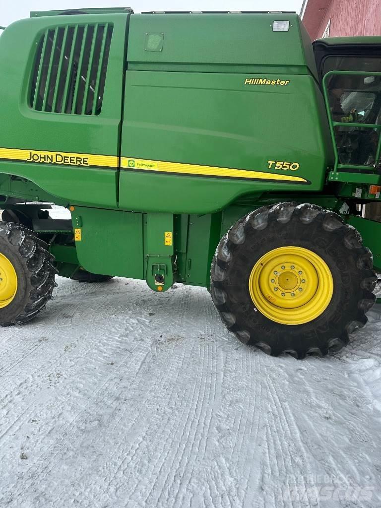 John Deere T550 Biçerdöverler