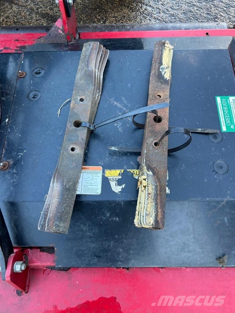 Progressive SDR-90 Asılı ve çekilir biçme makineleri