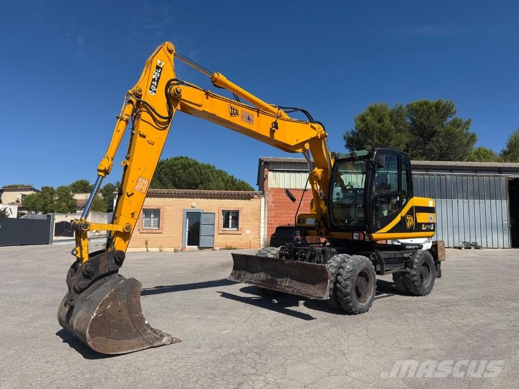 JCB JS 145 W Lastik tekerli ekskavatörler