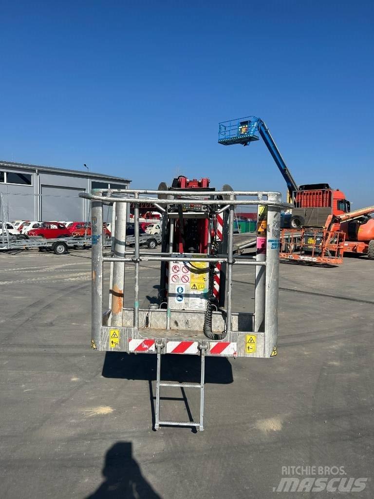 Hinowa 17.75 Körüklü personel platformları