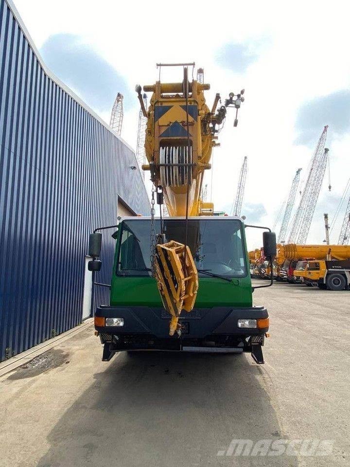 Liebherr LTM1030-2 Yol-Arazi Tipi Vinçler (AT)