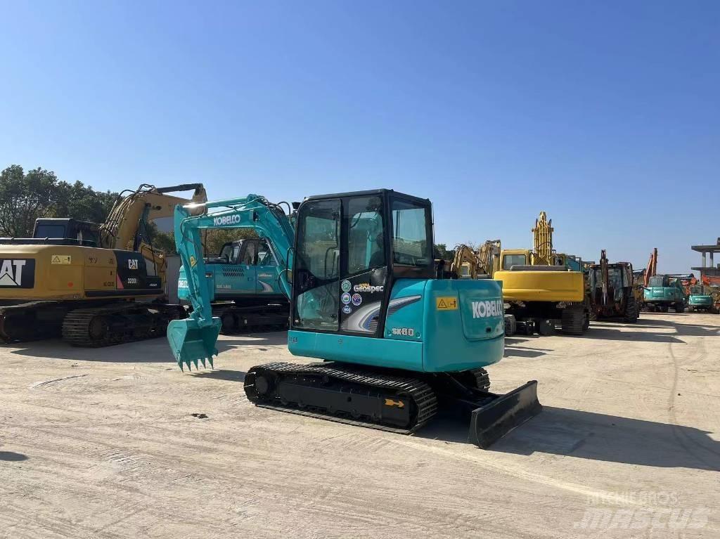 Kobelco SK 60 Mini ekskavatörler, 7 tona dek