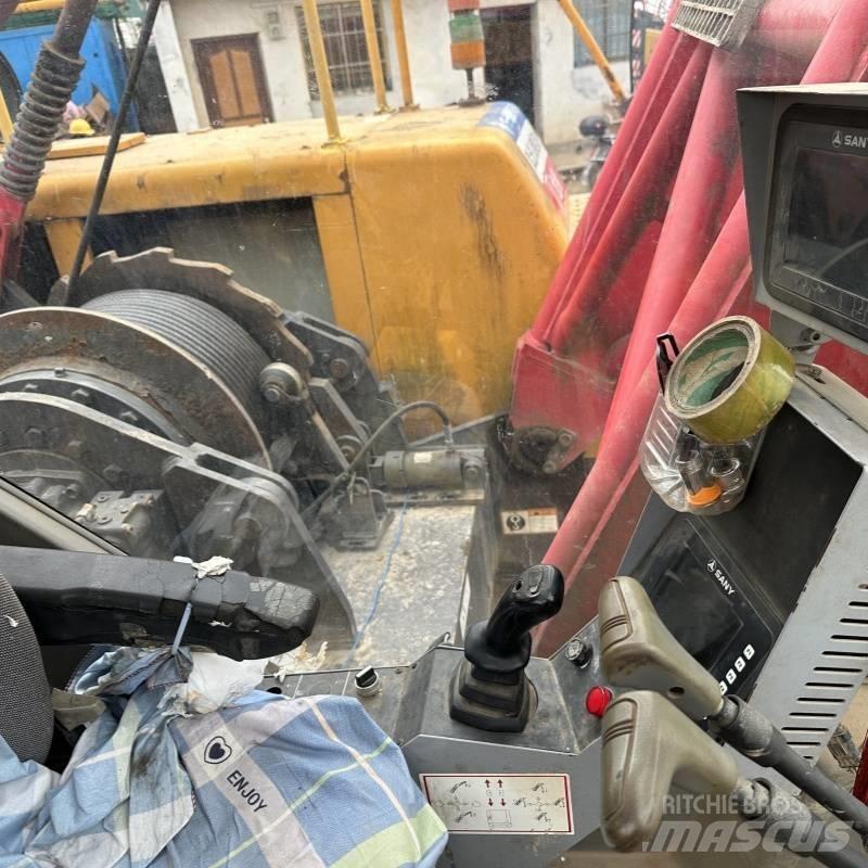 Sany SCC500C Paletli vinçler