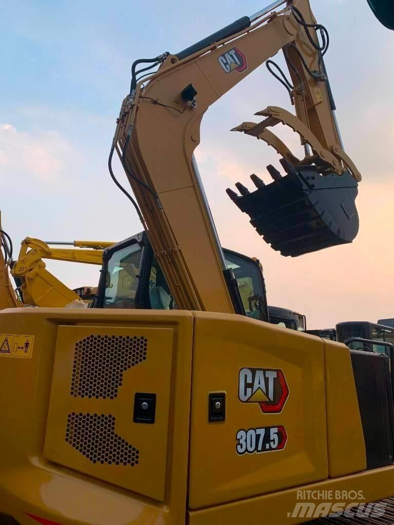 CAT 307.5 Paletli ekskavatörler