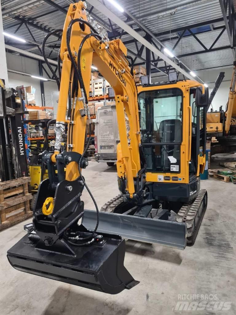 Hyundai R25-9AK Mini ekskavatörler, 7 tona dek