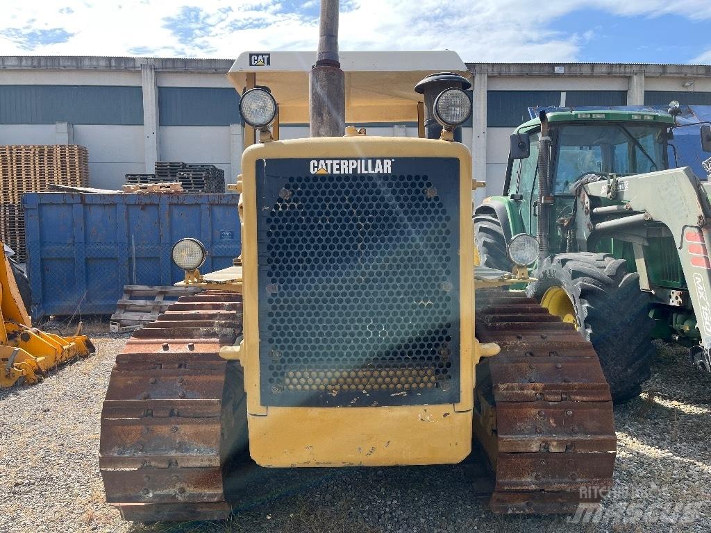 CAT D 6 Traktörler