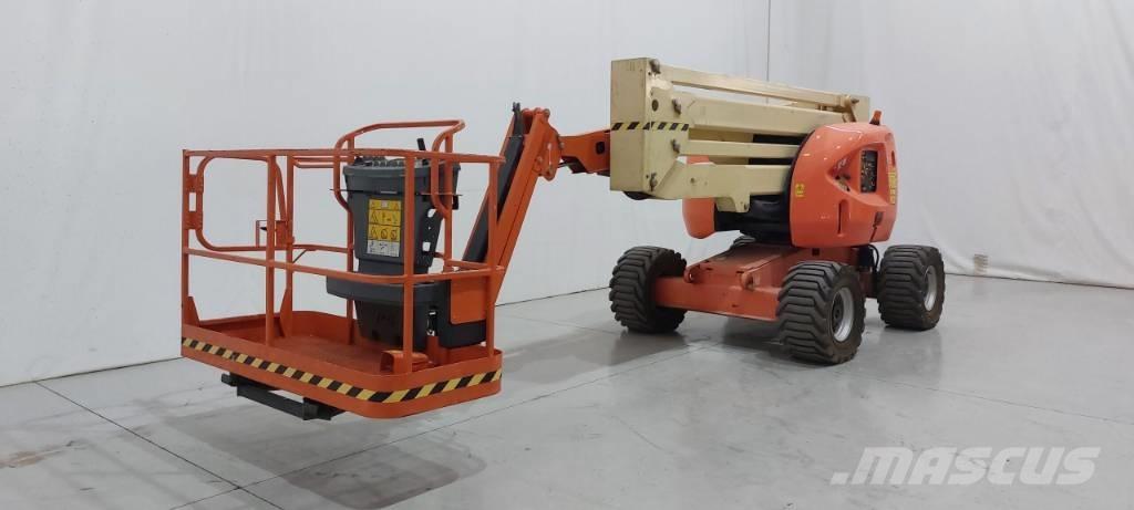 JLG 450 AJ Körüklü personel platformları