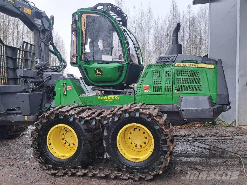 John Deere 1110 G Tomruk yükleyici traktörler