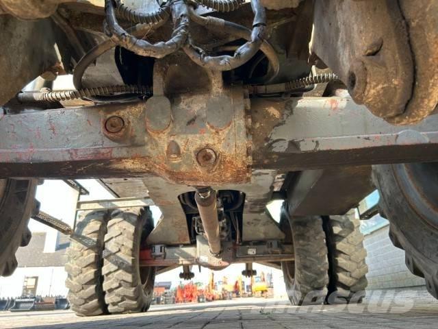 JCB JS 150 W Lastik tekerli ekskavatörler