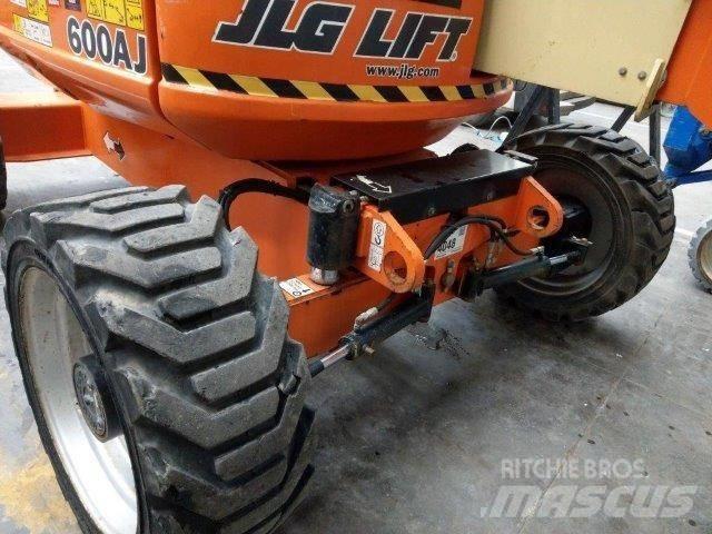 JLG 600AJ Körüklü personel platformları