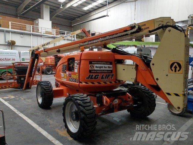 JLG 600AJ Körüklü personel platformları