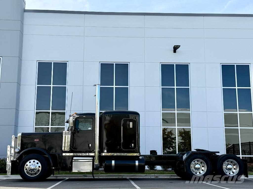 Peterbilt 389 PRIDE Çekiciler