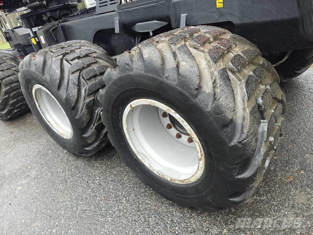 Komatsu 901 XC Biçerdöverler