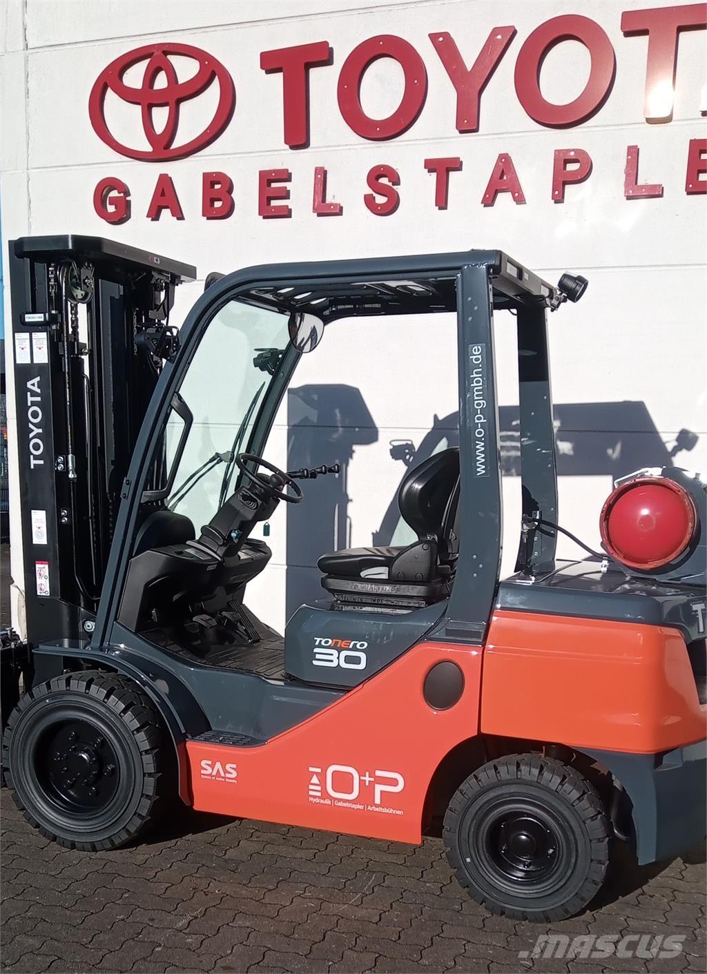 Toyota 02-8FGF30 LPG'li forkliftler