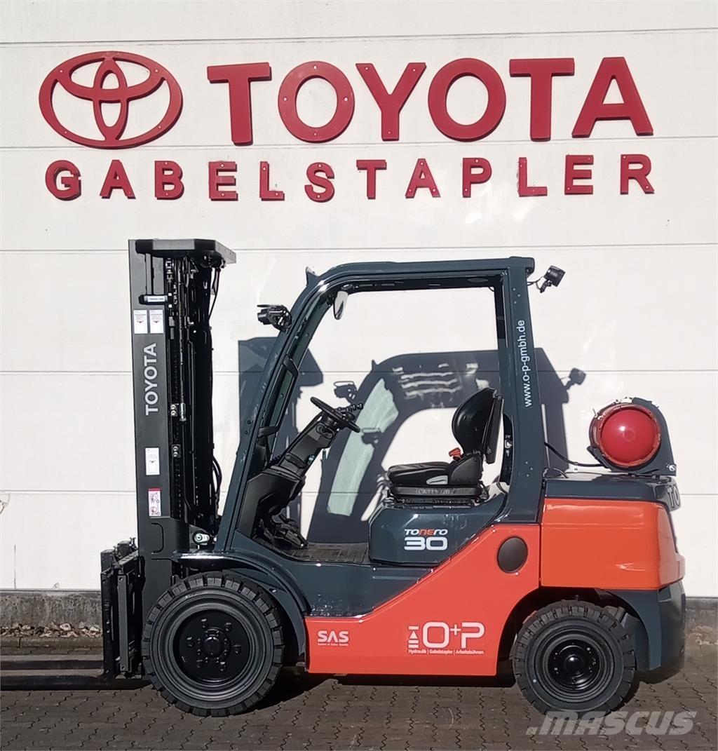 Toyota 02-8FGF30 LPG'li forkliftler