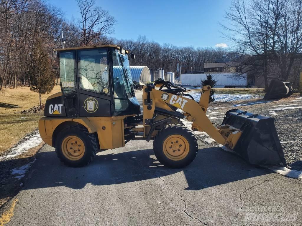 CAT 904 B Tekerlekli yükleyiciler