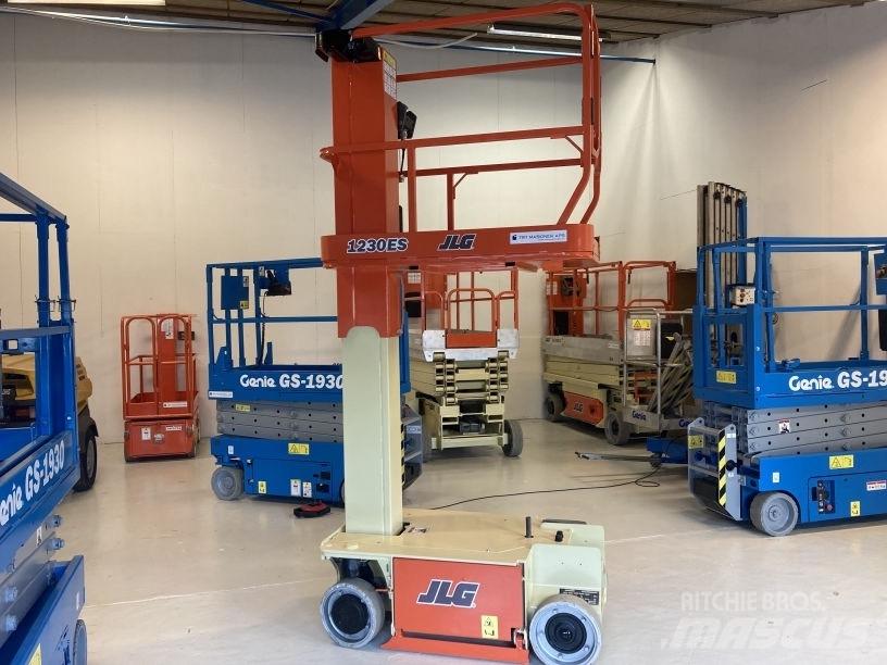 JLG 1230 ES Personel Platformları ve Cephe Asansörleri