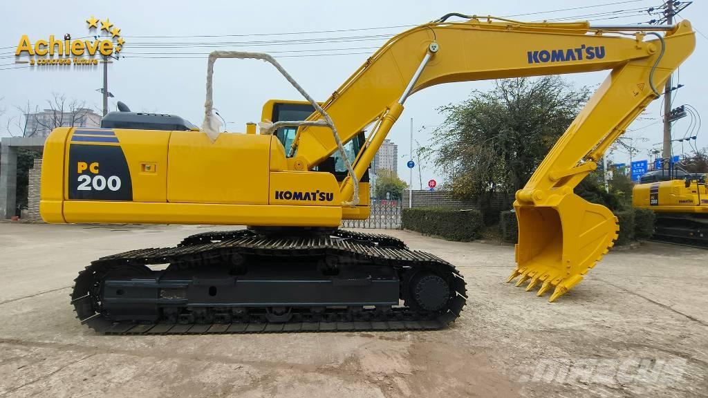 Komatsu PC 200 Paletli ekskavatörler