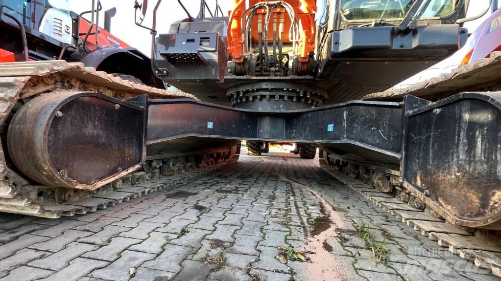 Hitachi ZX300LC-7 Paletli ekskavatörler
